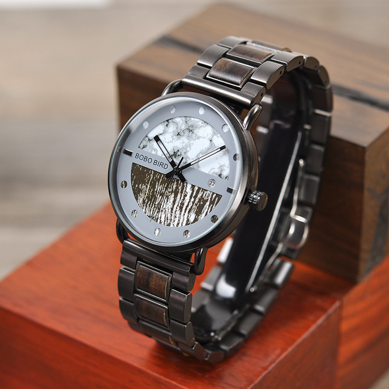 Unisex Sporty Wooden Watch photo 4