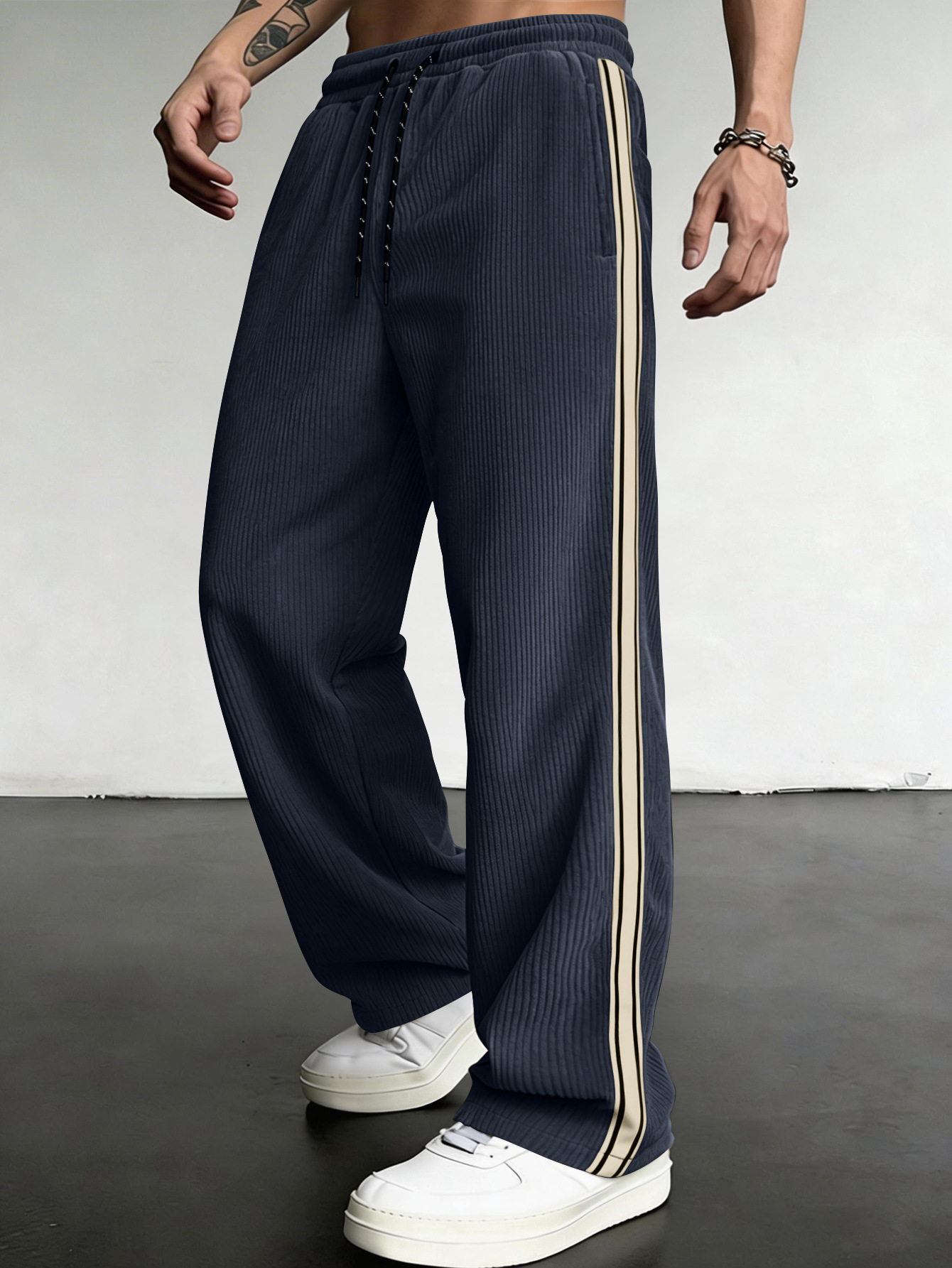 Breathable Drawstring-waist Relaxed-fit Outdoor Casual Straight-leg Trousers photo 6