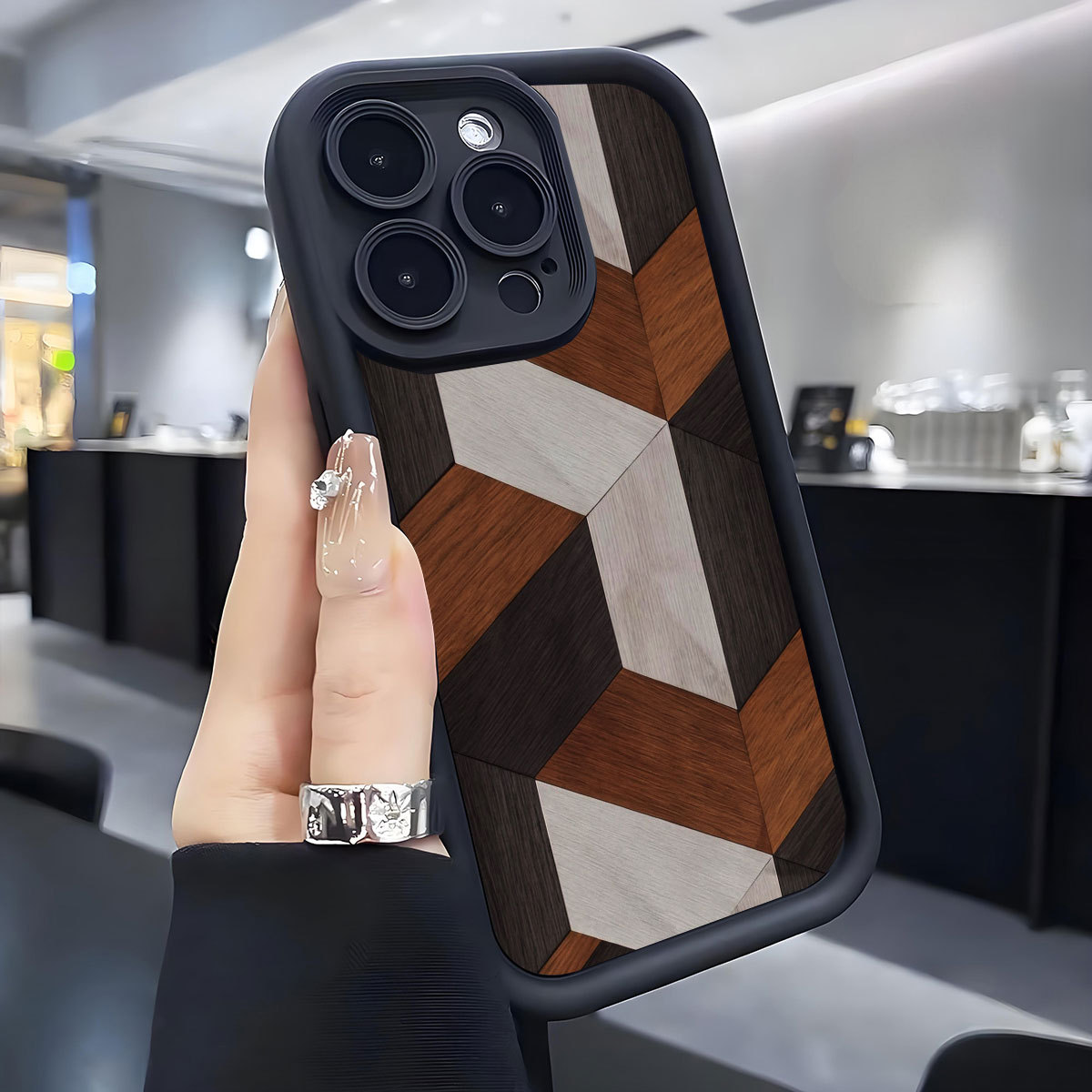 Maillard-toned Gradient Black Phone Case photo 3