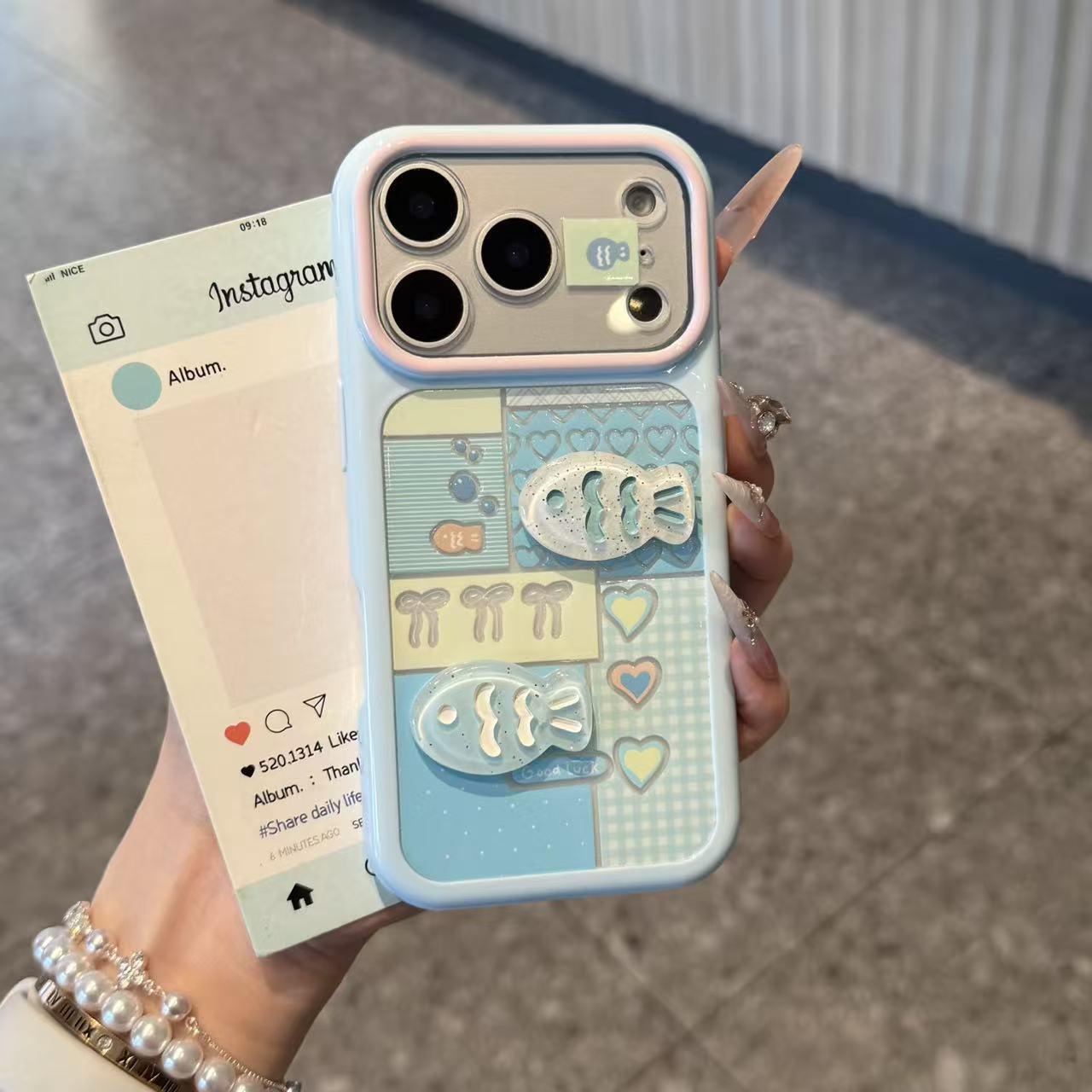 Color-block Plaid Heart And 3D Fish Phone Case photo 2