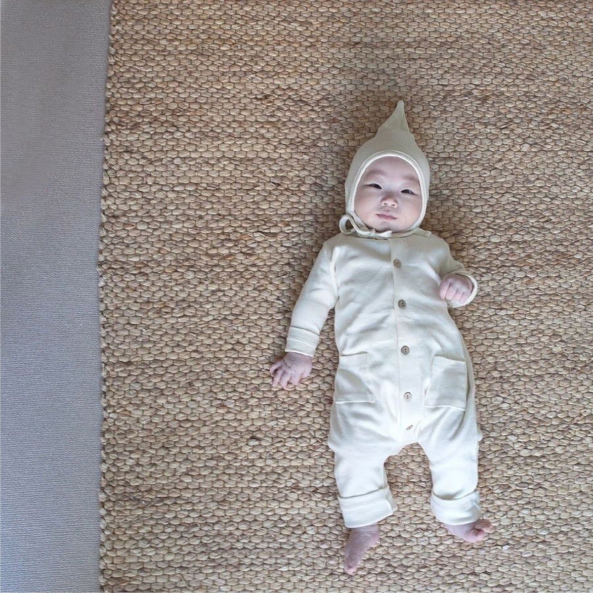 Solid-color Pocketed Chest-opening Baby Romper photo 6