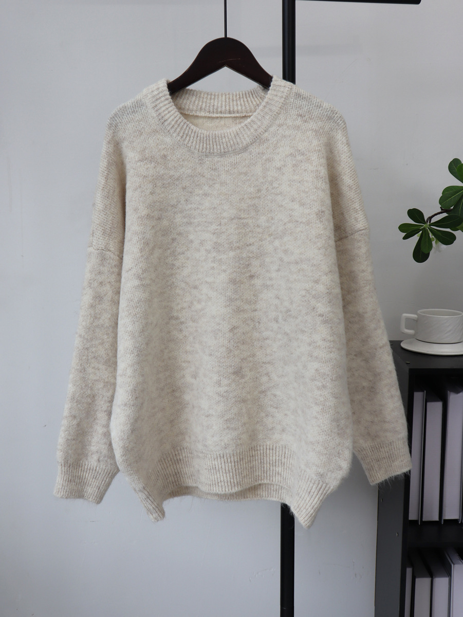 Solid-color Crew-neck Korean-style Loose-fit Cozy Knit Sweater photo 2