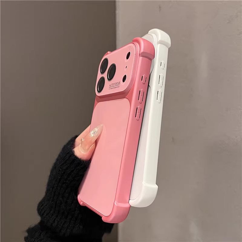 Instantly Transforms Into A Phone Case With A Large Window And Aurora Laser Effect photo 7