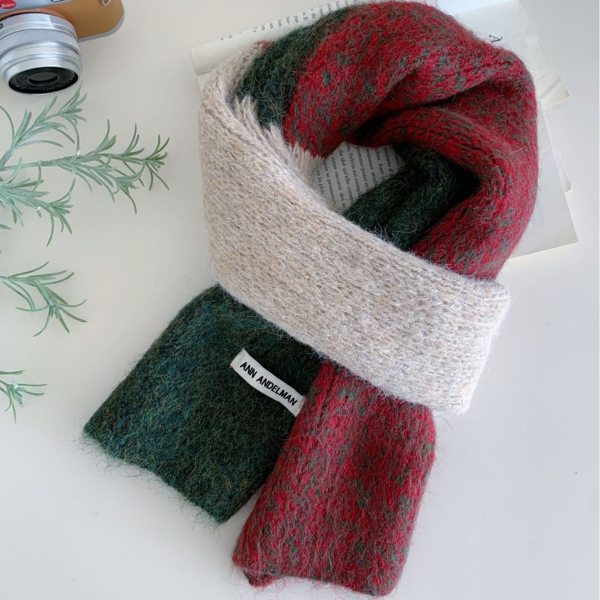 Color-block Knitted Scarf For Women Warm And Versatile photo 1