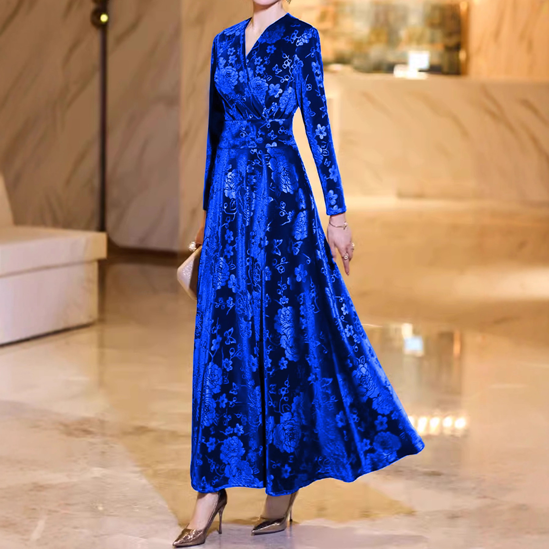 Womens High-end French-style Velvet Dress photo 1