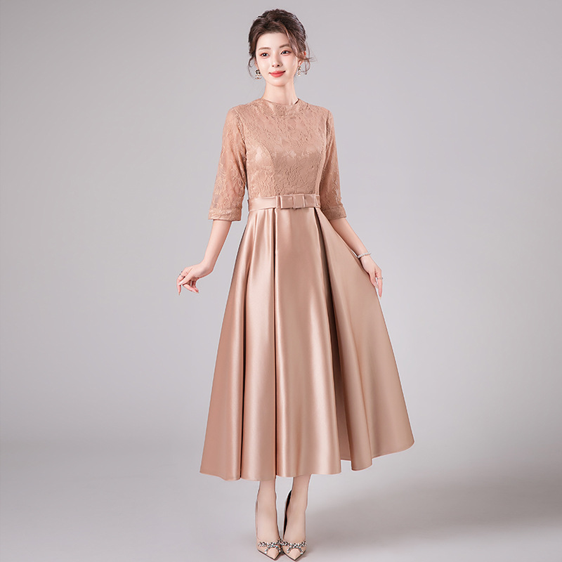 Simple And Elegant Birthday Party Dress photo 3