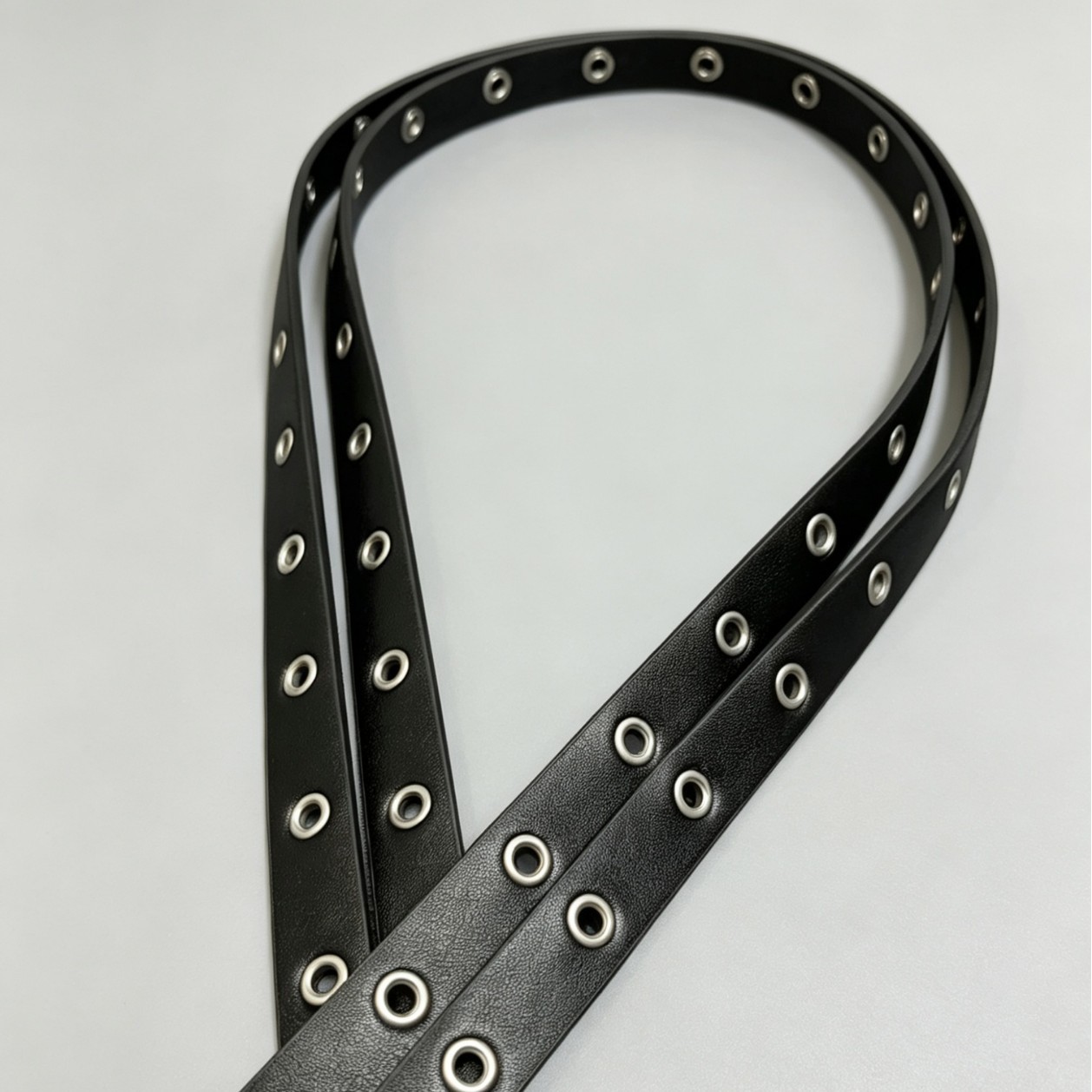 Fashionable Double-prong Buckle Belt Trendy Punk Style photo 3