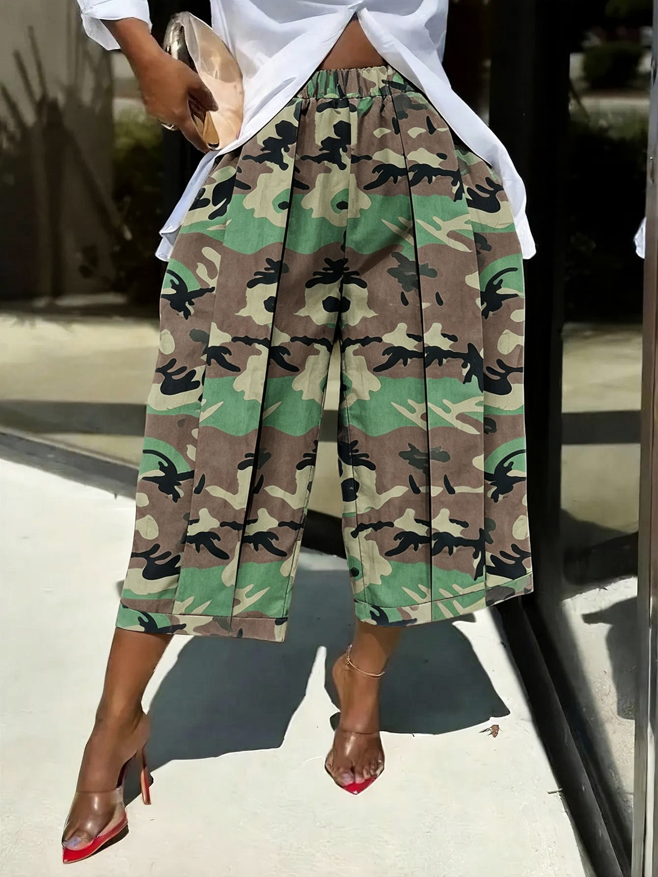 Fashionable Casual Camouflage Cargo Pants For Women photo 5