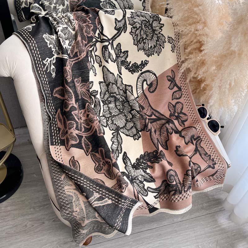 Retro Autumnwinter Double-sided Thickened Scarf photo 7