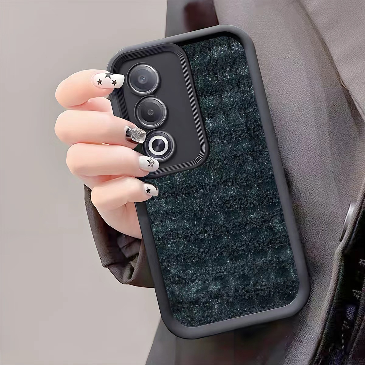 Black Solid-color Velvet All-inclusive Phone Case photo 2