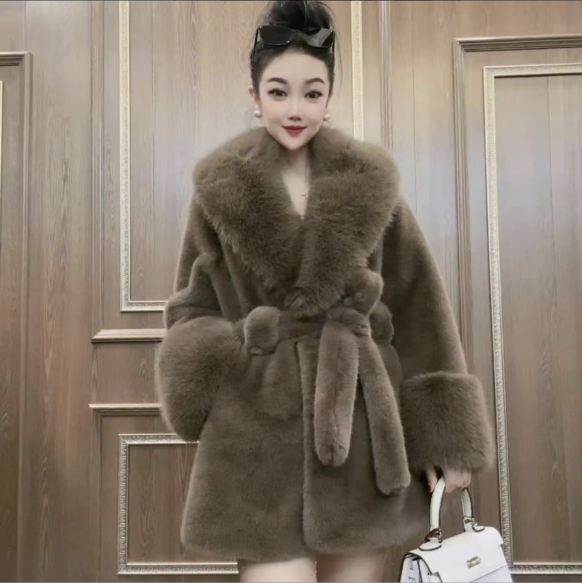 Stylish High-end Fur-and-fabric Faux Mink Coat photo 3