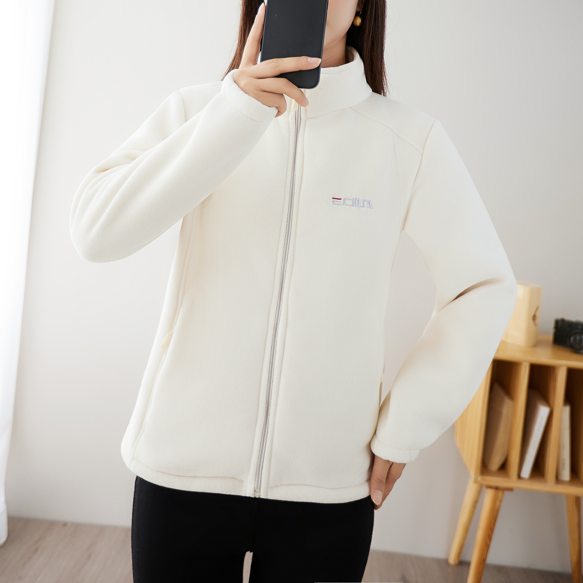 Women's Fleece-Lined Thickened Zip-Up Cardigan photo 2