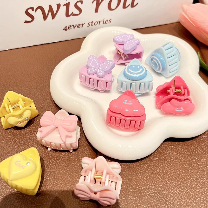 Cute Side-swept Bangs Hair Clip For Little Girls photo 6