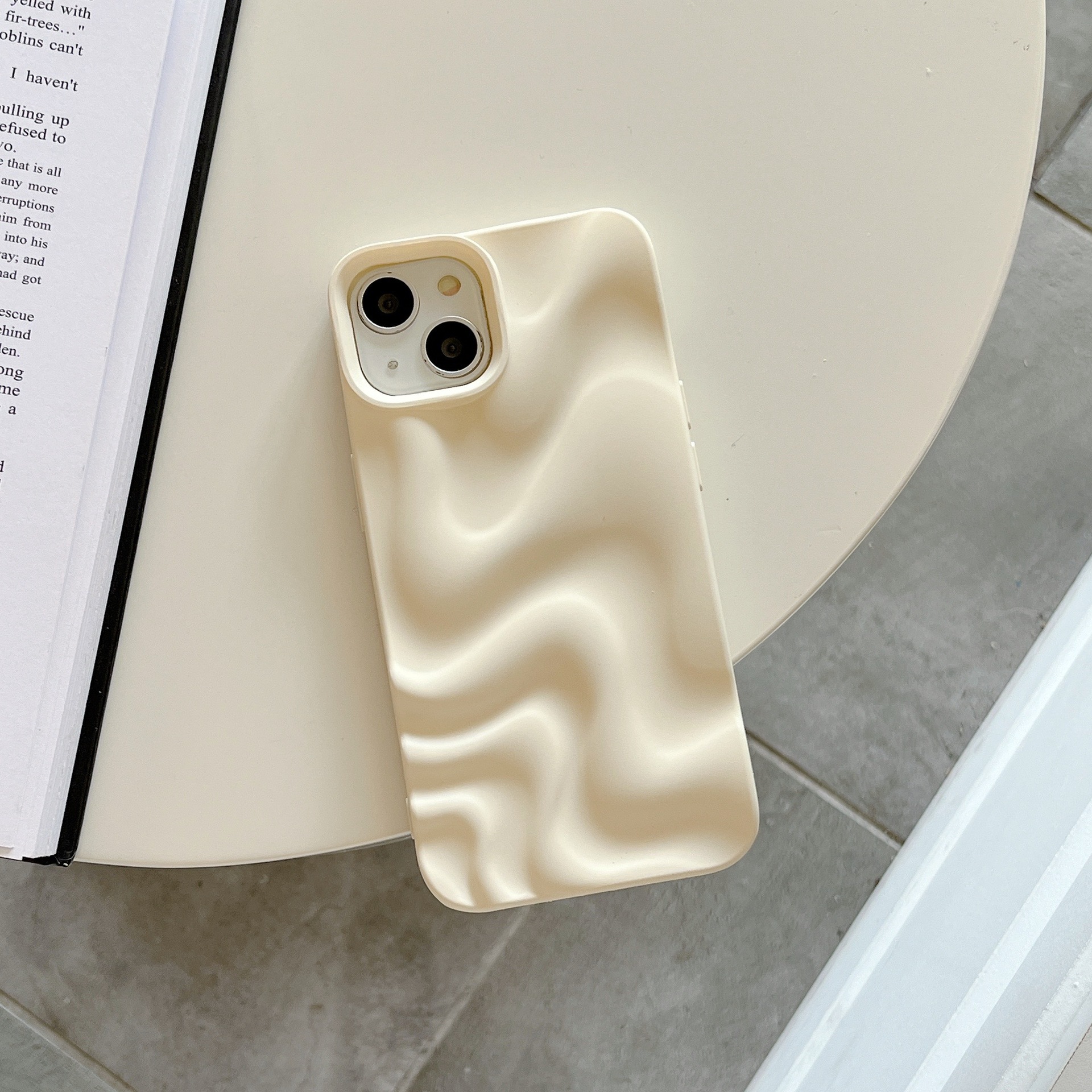 Pleated Water Ripple Solid Color Electroplated Drop-resistant Soft Shell photo 6