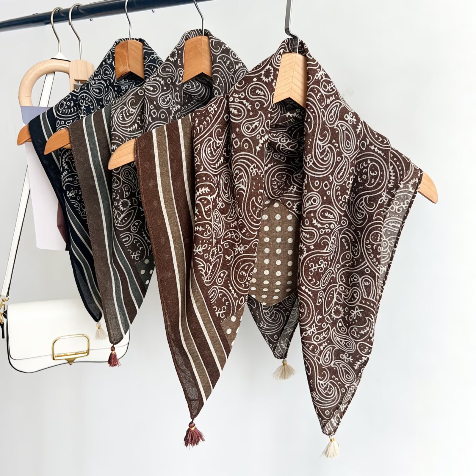Retro Paisley Womens Tassel Square Scarf Versatile And Easy To Match photo 1