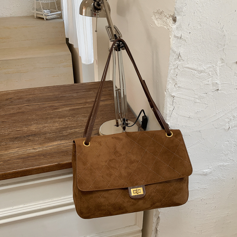 Matte Cowhide Chanel-style Chain Hobo Underarm Bag Large-capacity Commuter Shoulder Bag photo 3