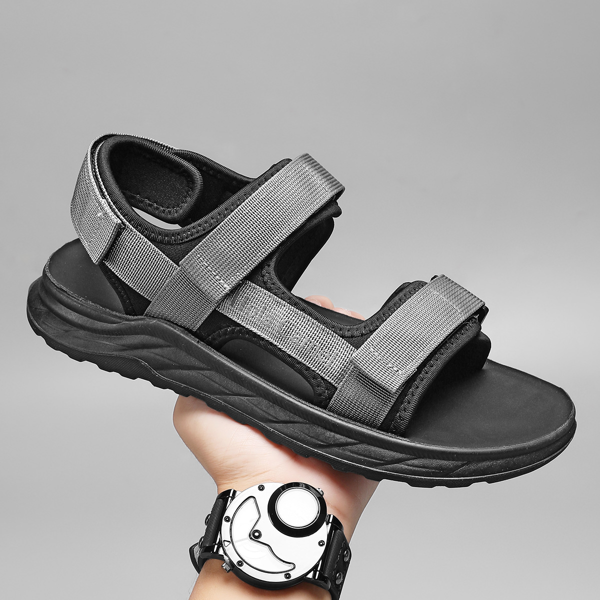 Mens Sandals And Comfortable Beach Shoes photo 3