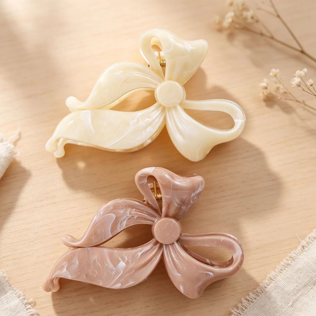 Niche Three-dimensional Bow Hair Clip Design photo 1