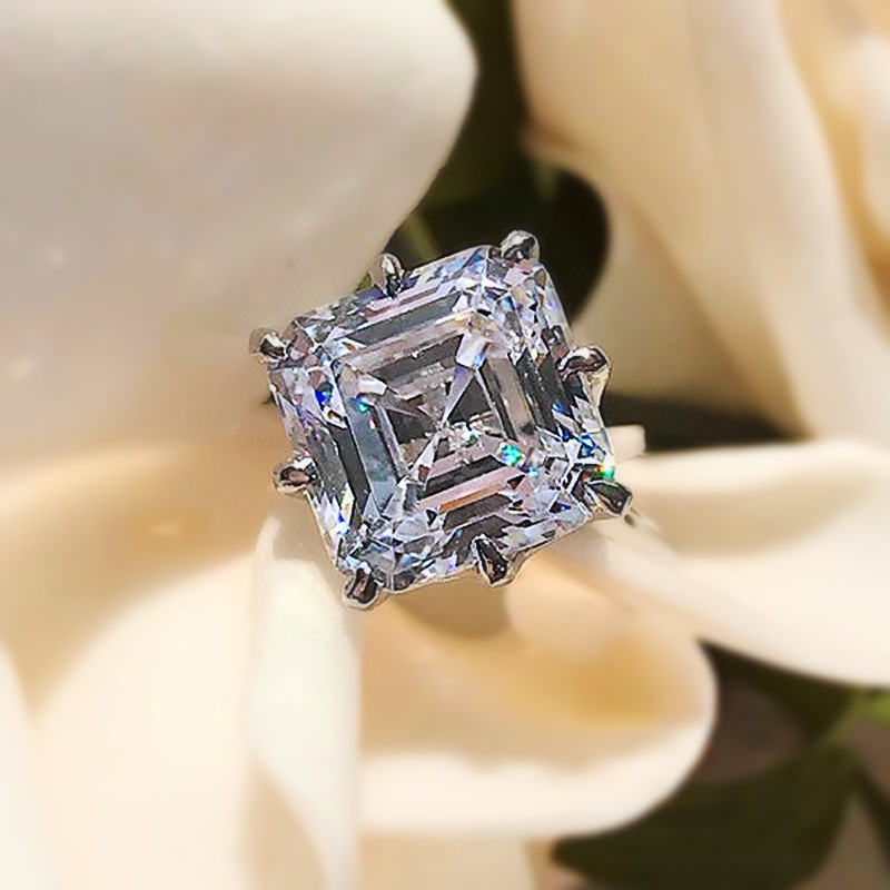 Square Zircon Ring For Women photo 1
