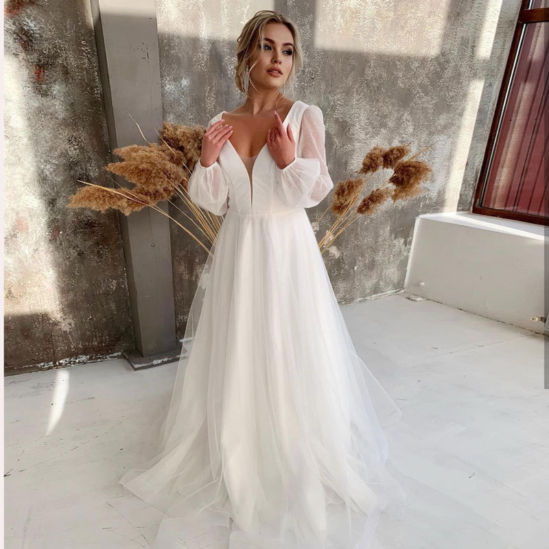French-style Deep-V Bubble Long-sleeve Light Wedding Dress photo 2