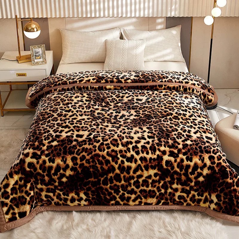 Simple Printed Winter Warm Blanket, Double-Sided Fleece Blanket photo 1