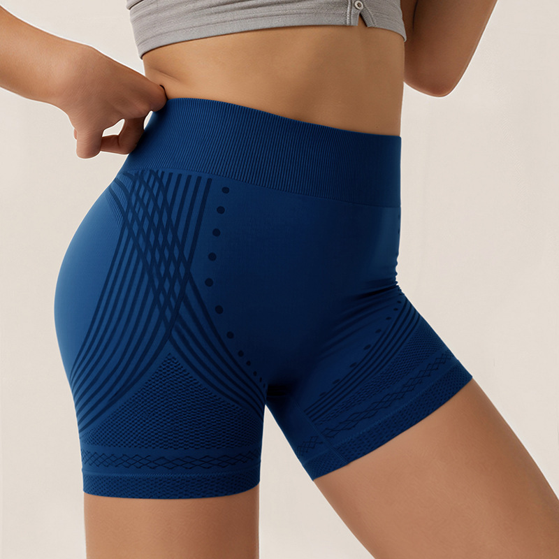 Fitness And Body-shaping Three-quarter Shorts photo 3