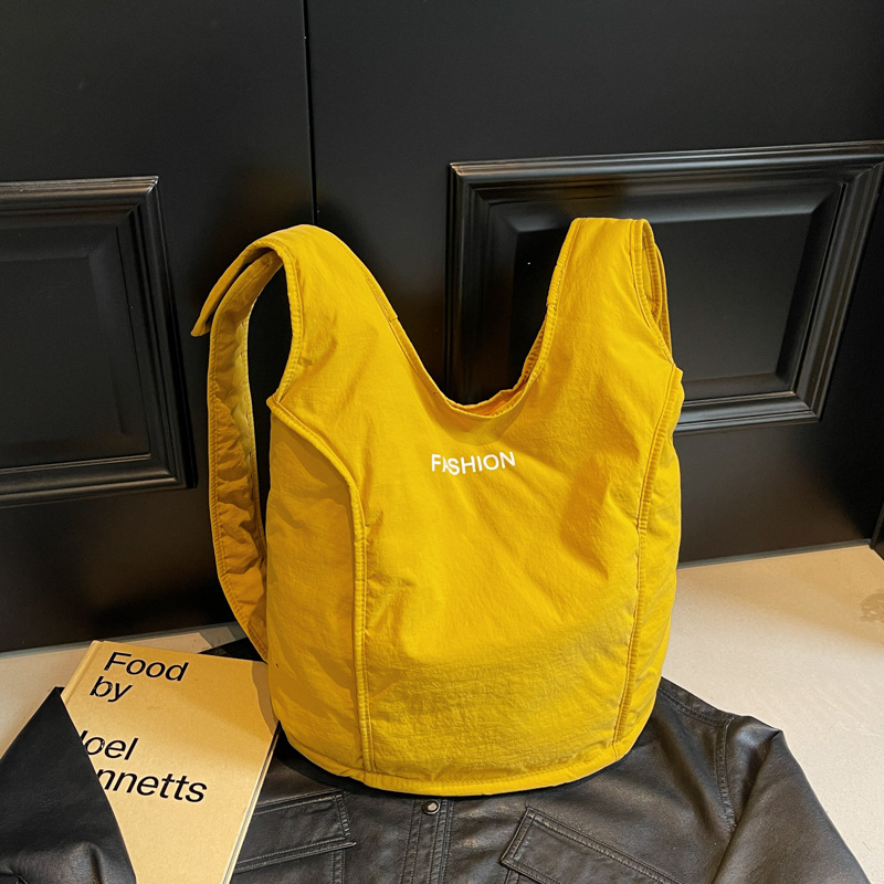 Women's Backpack Casual Sports And Gym Bag photo 1