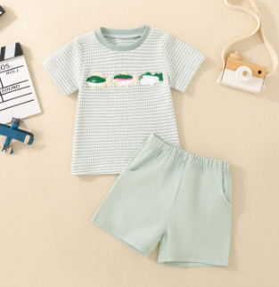 Baby Short-sleeve Top And Shorts Set photo 2