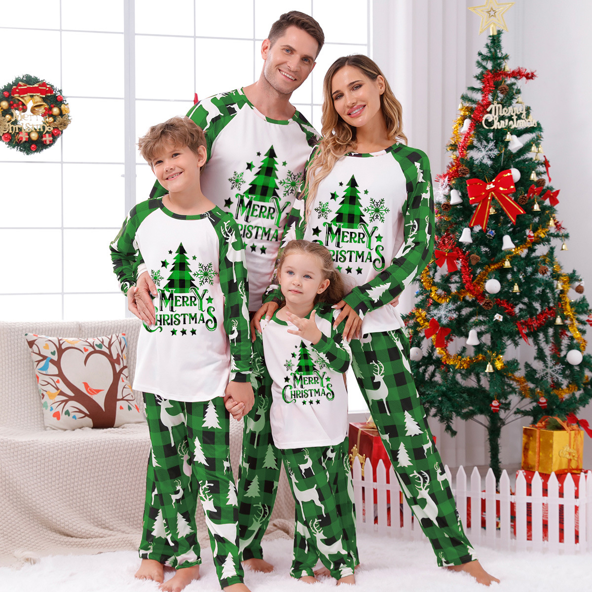 Parent-child Leisure Wear Set Plaid Stitching Printing Christmas photo 1