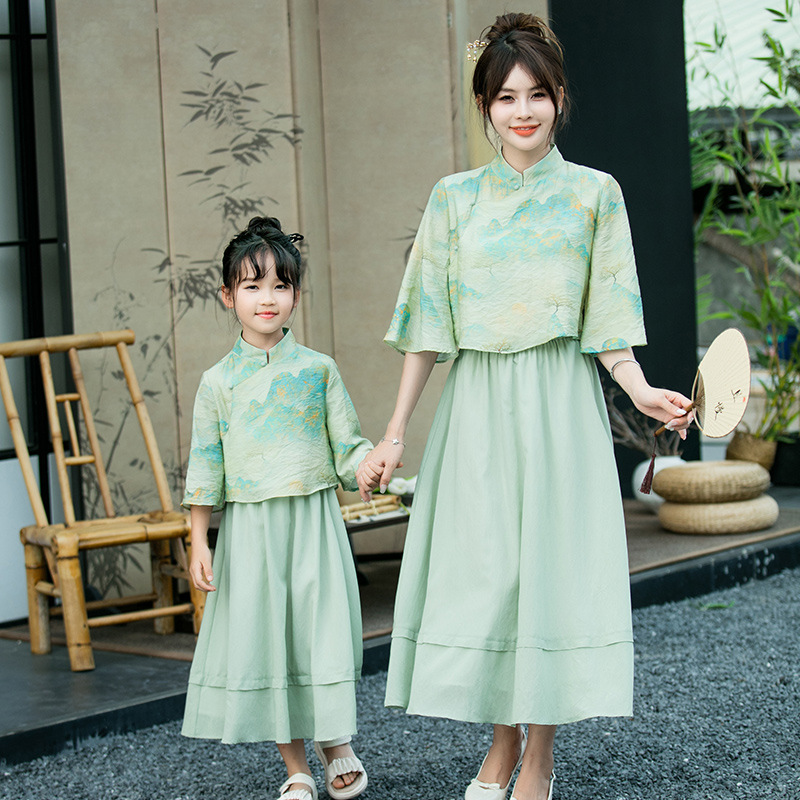 Parent-child Leisure Chinese Style Cheongsam Suit photo 3