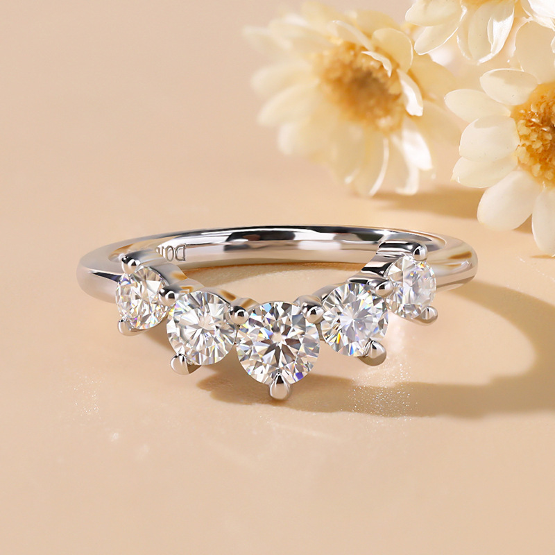 925 Sterling Silver Moissanite Ring For Women photo 1