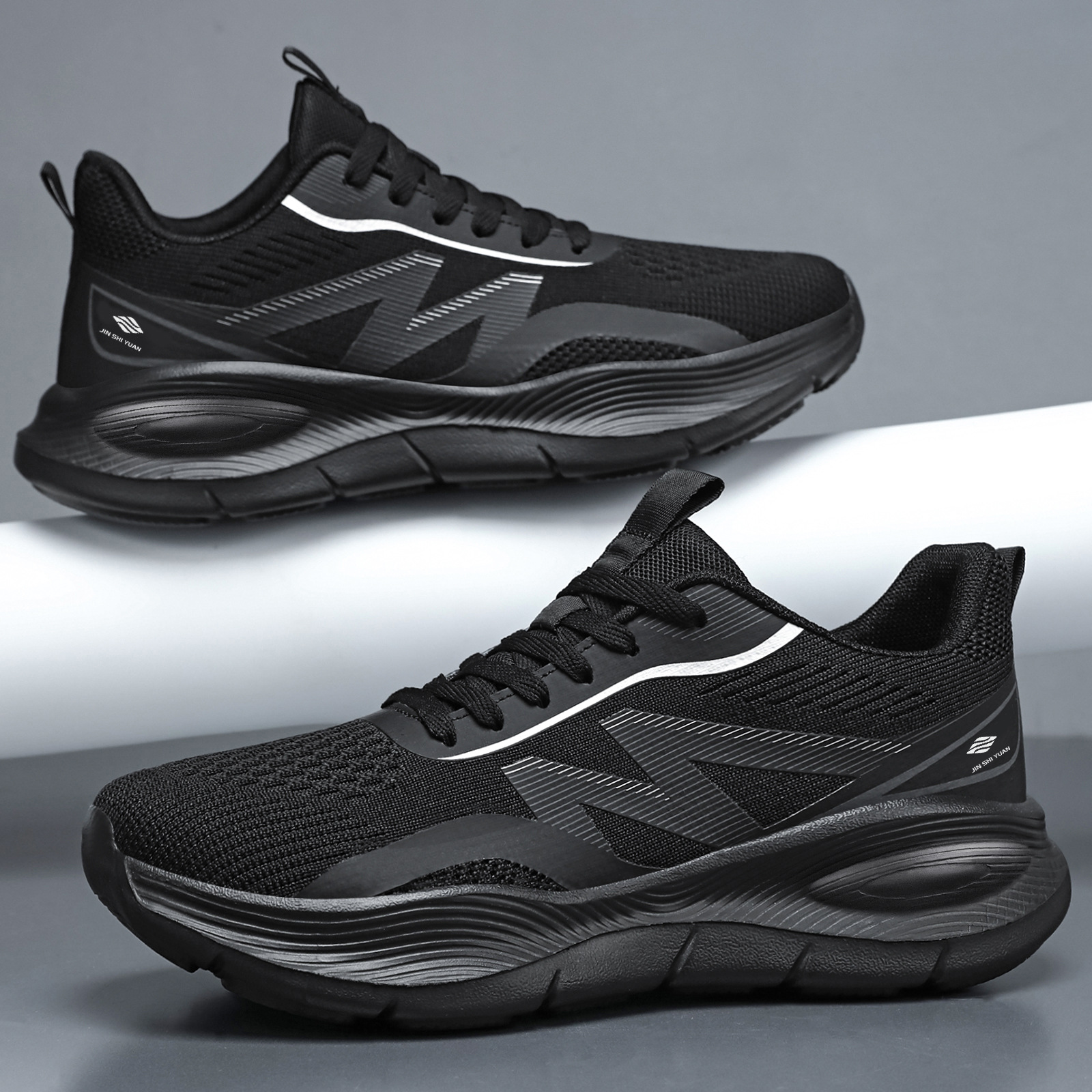 Spring Lightweight Mens Solid-color Versatile Casual Shoes photo 2