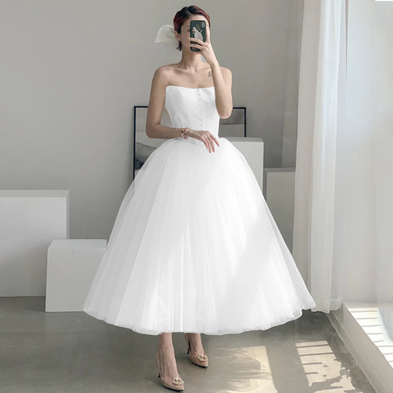 French-style Off-shoulder Light Wedding Dress Midi Length photo 3