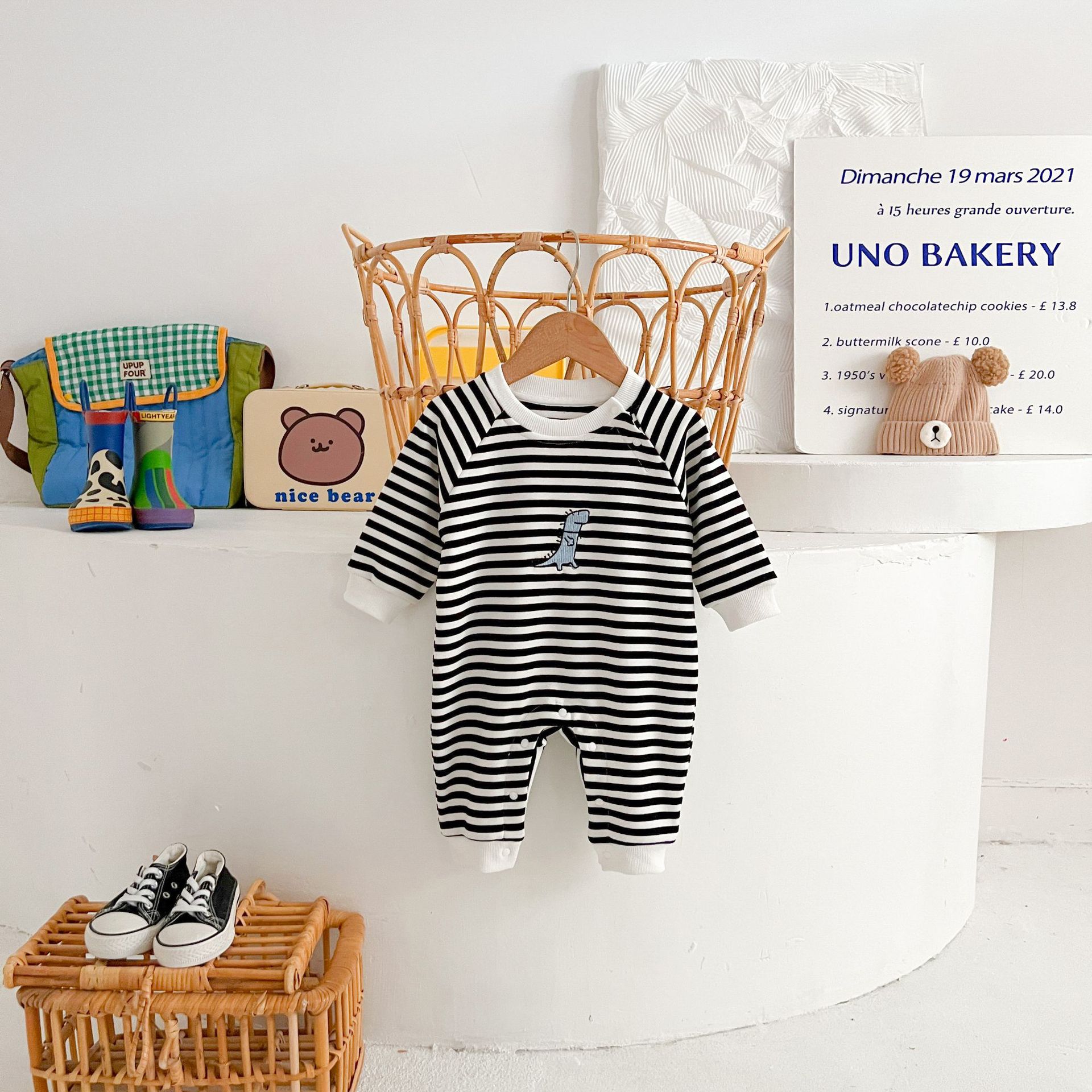 Springautumn New Arrival Striped Dinosaur-embroidered Baby Romper For 0 2 year olds photo 3