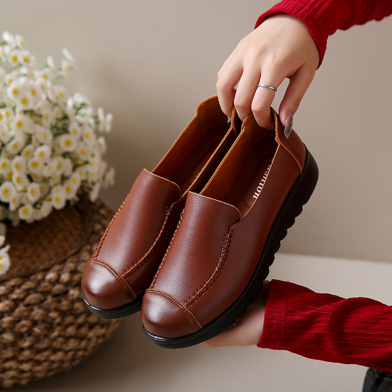 Summer New Arrival Moms Shoes Soft-soled And Comfortable Work Leather photo 6