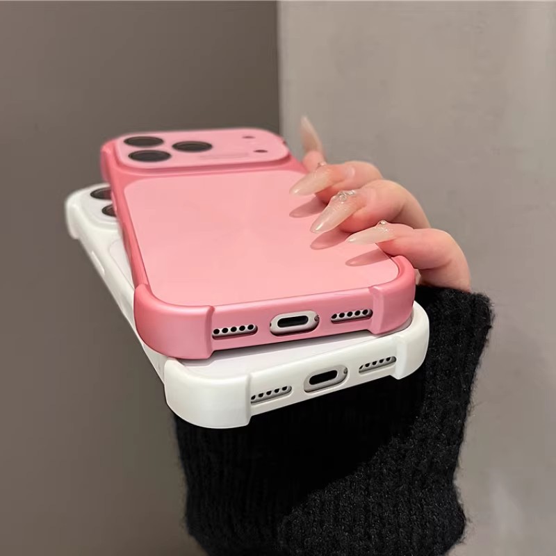 Instantly Transforms Into A Phone Case With A Large Window And Aurora Laser Effect photo 6