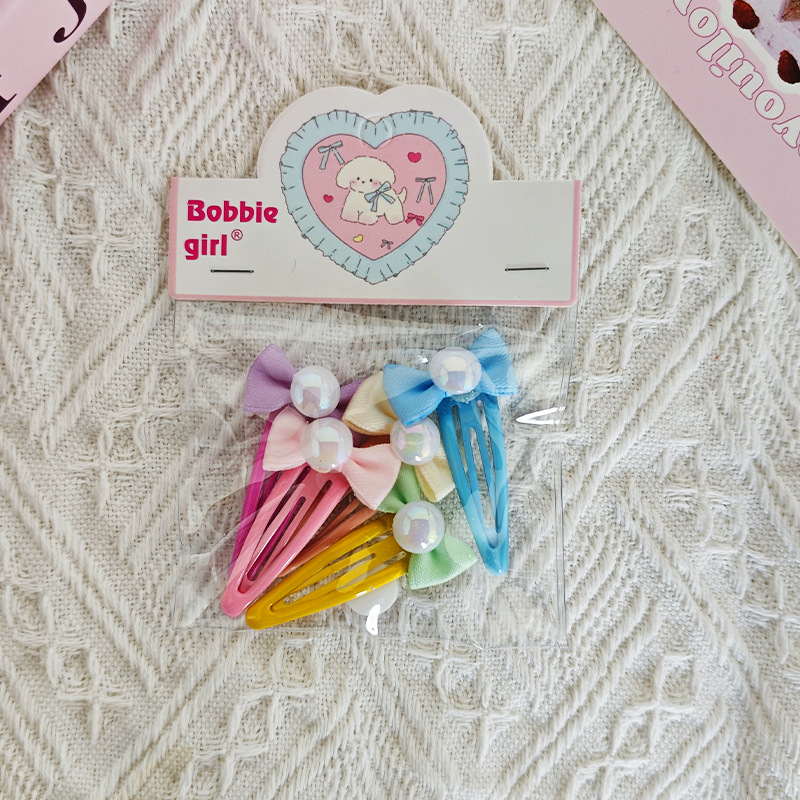 Candy-colored Side-swept Bangs Clip photo 5