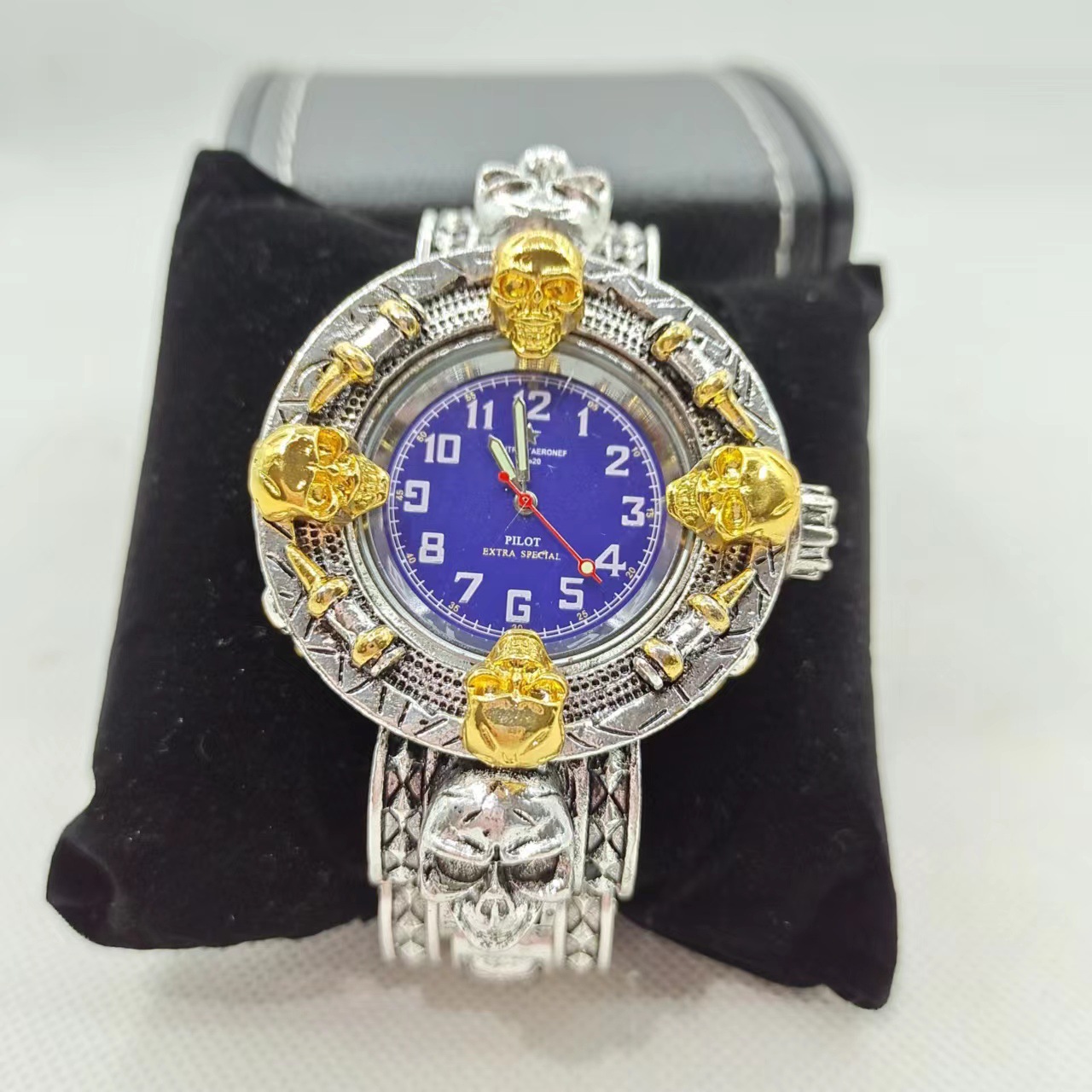 Alloy Craft Ornament Electronic Watch photo 1