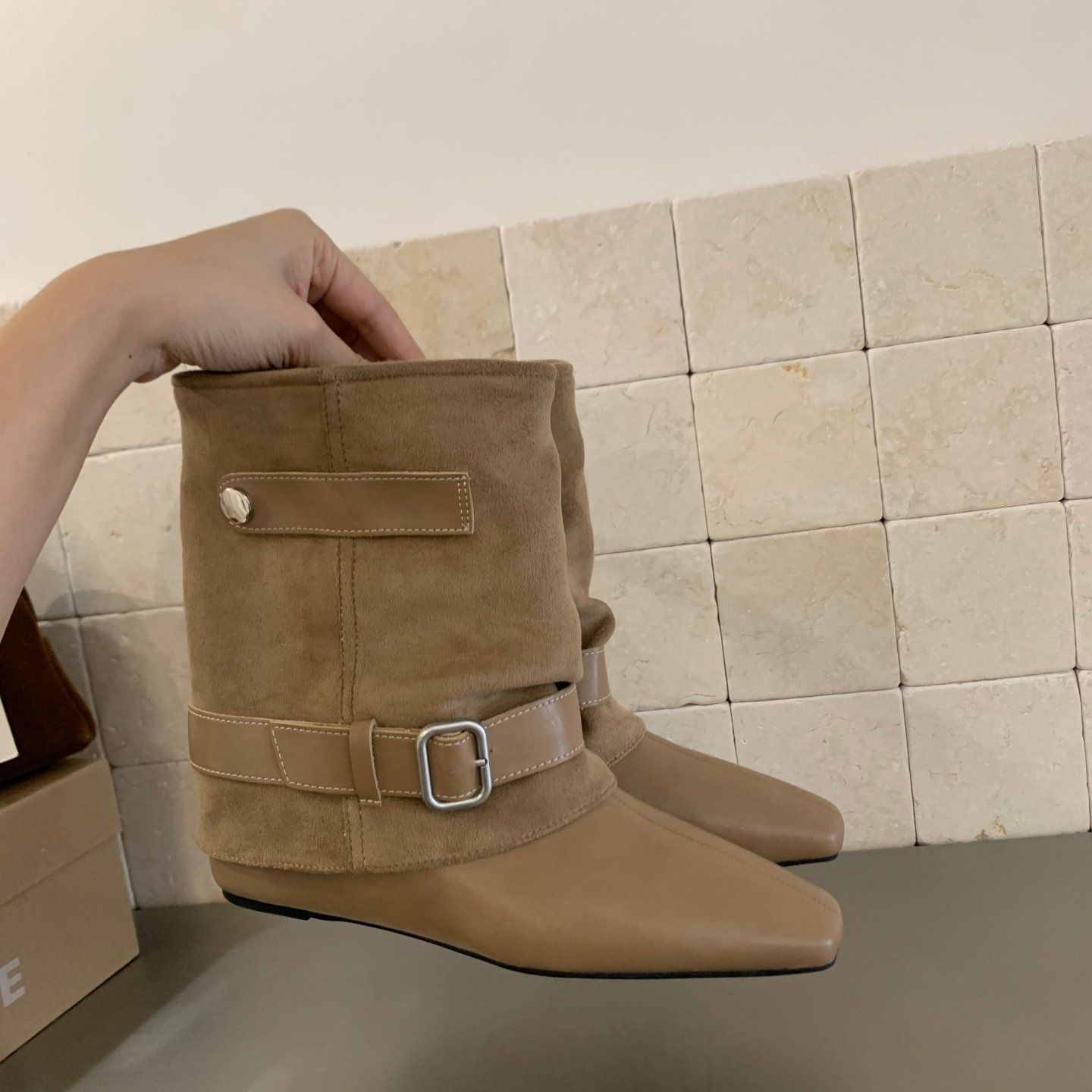 Retro-style Women's Brown Ankle Boots photo 4