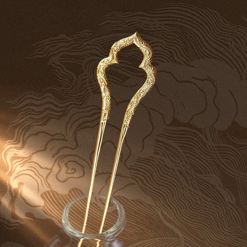 Gold-plated Vintage U-shaped Hairpin photo 2