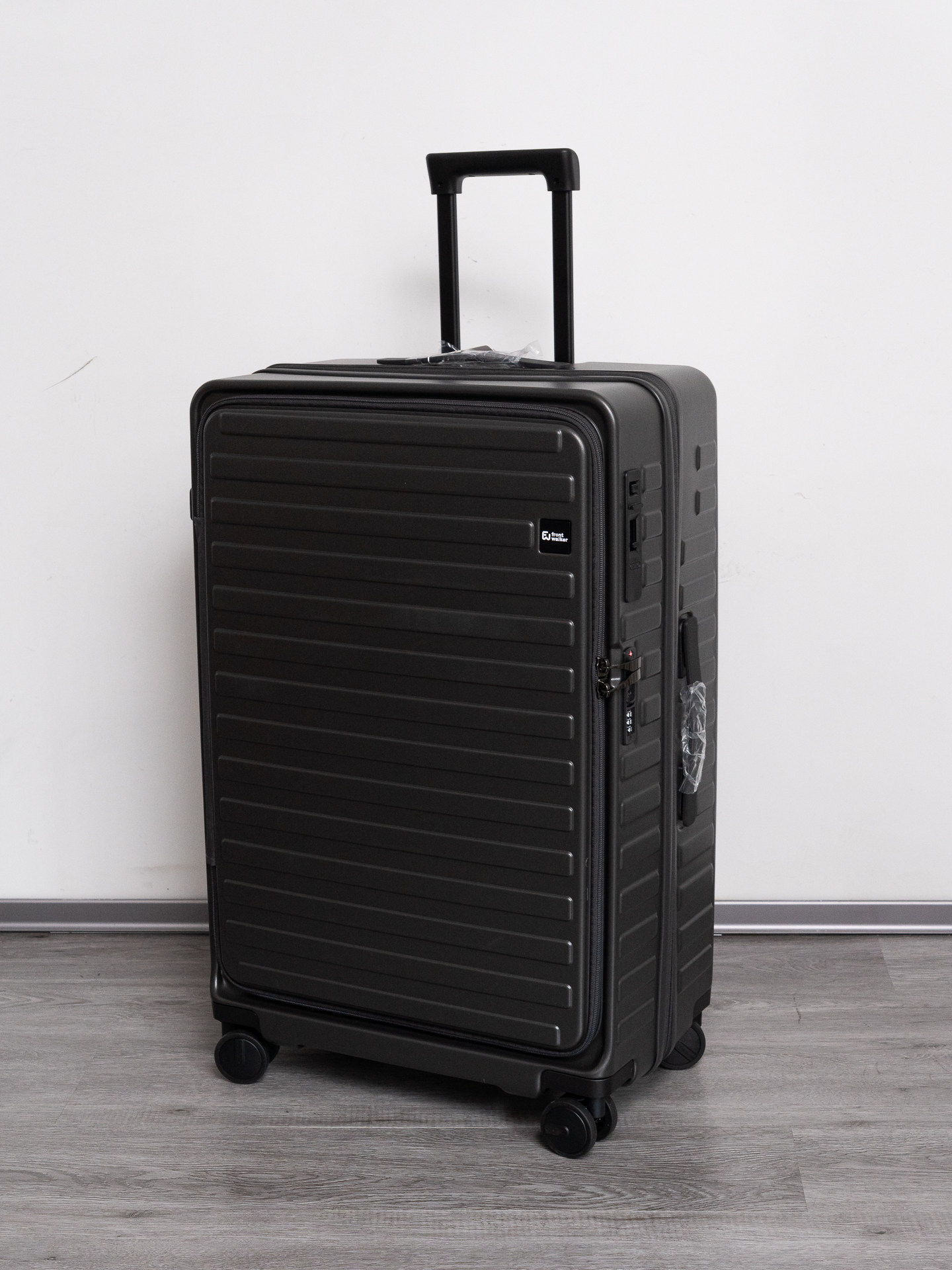 Expandable High-capacity Side-opening Suitcase photo 3