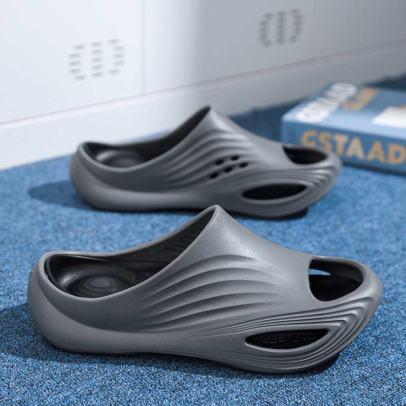 Outdoor Non-slip Wear-resistant Men's Sandals photo 6