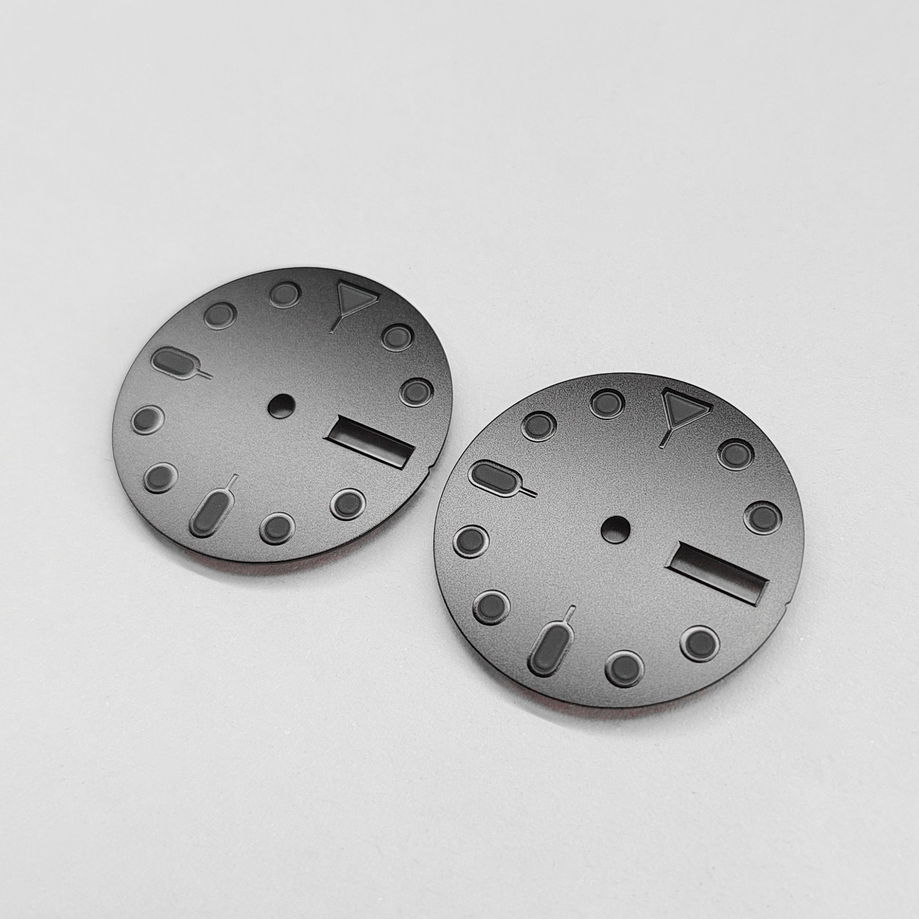 Watch Accessory Double-date Sunburst Dial With Green Luminous Hands Suitable For NH36 4R Movement photo 1