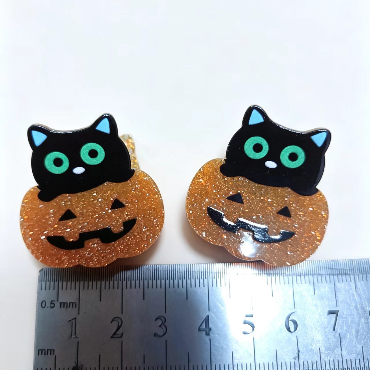Cute Spooky Pumpkin Head Hair Clip For Halloween photo 3