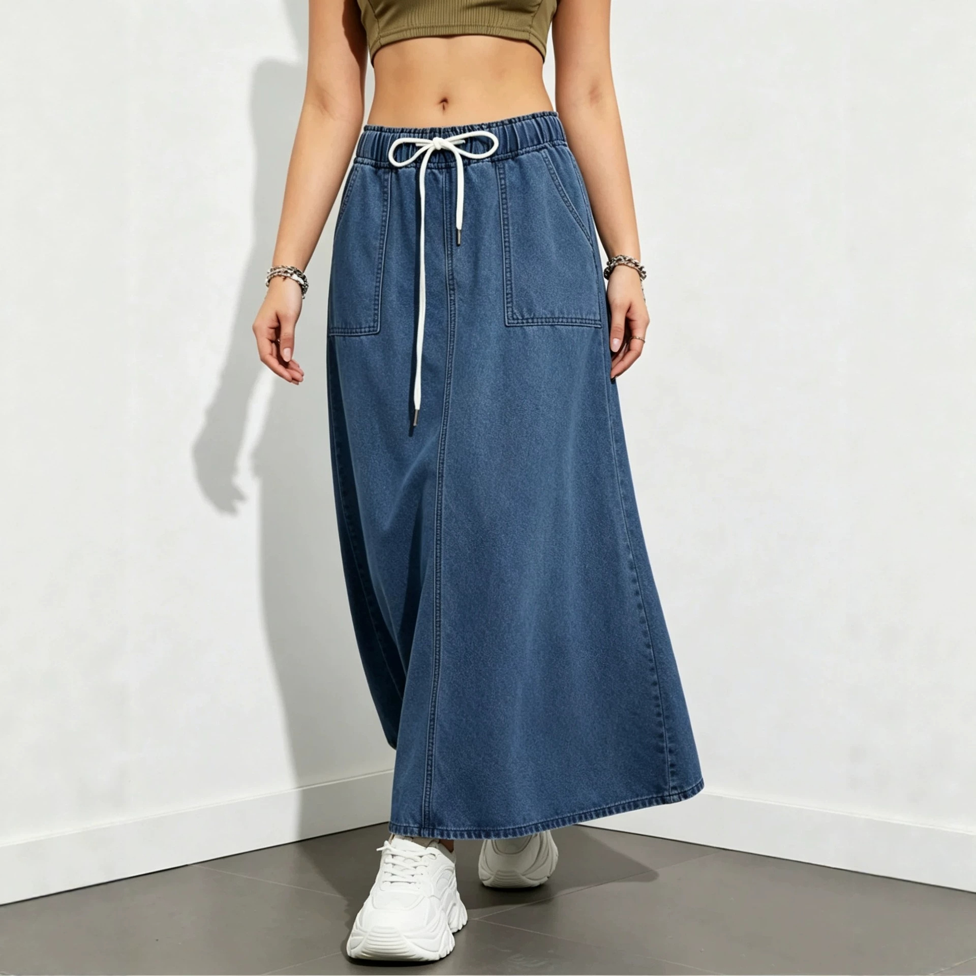 Women's Loose-fit Denim Skirt With A Wide Hem And Elastic Waist photo 4