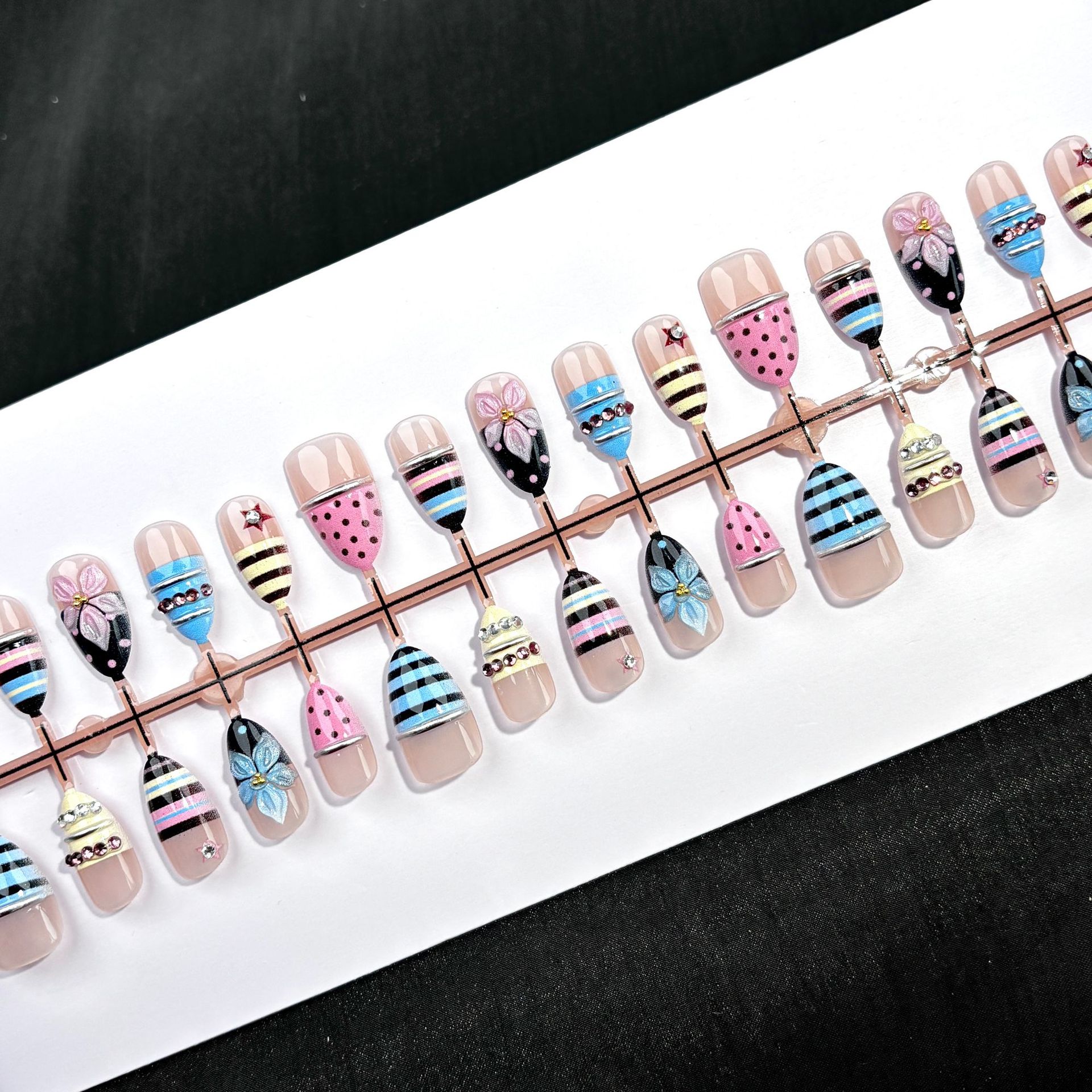 3D Flower Striped Wearable Nails Nail Art Stickers photo 2