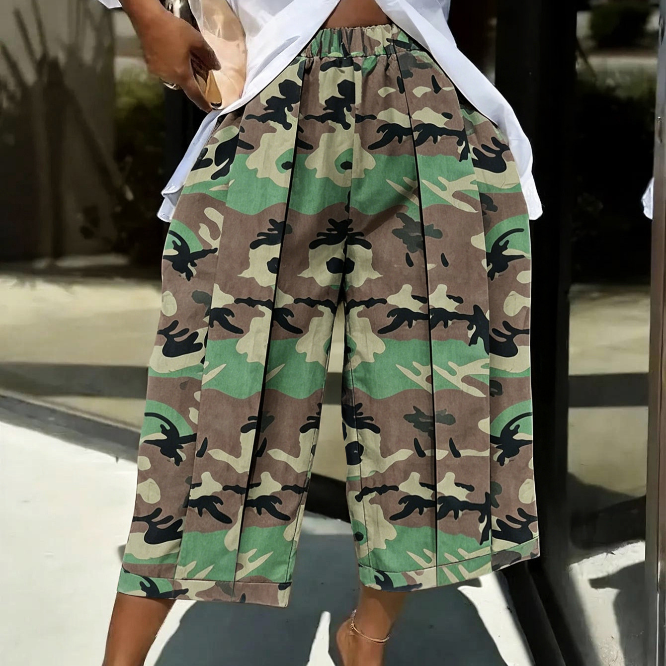 Fashionable Casual Camouflage Cargo Pants For Women photo 1