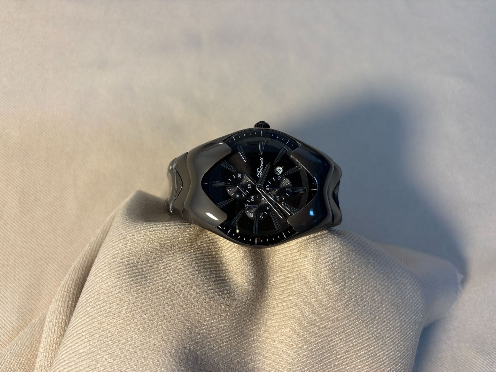 Factory-customized Wholesale Y2K-style Avant-garde Watches photo 8