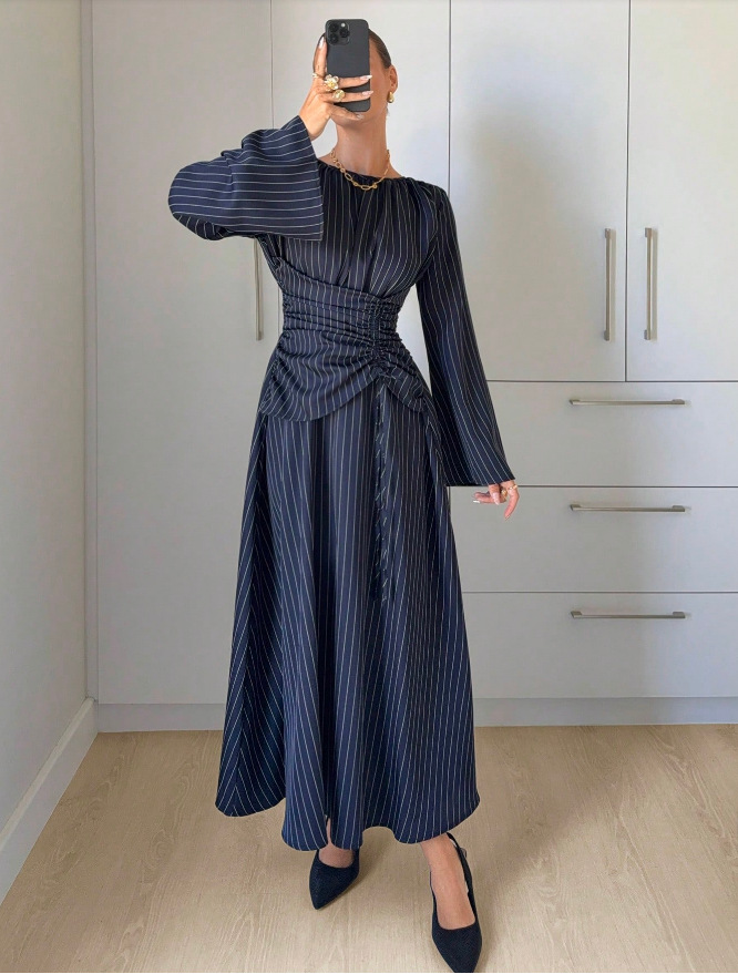 Long-sleeve Crew-neck Dress With Vertical Stripes photo 5