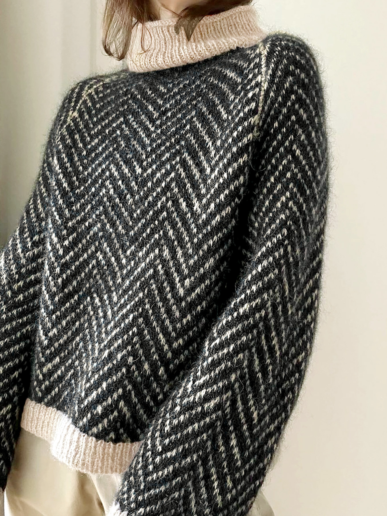 Women's Turtleneck Long-sleeve Knit Sweater photo 6